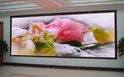 成都led顯示屏廠家：選購led顯示屏需注意哪些事項？